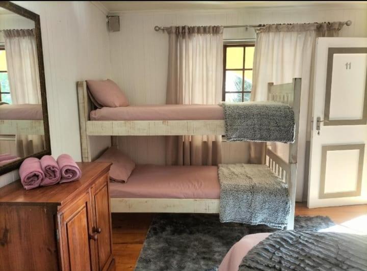 Knysna N2 Lodge Buitenkant foto